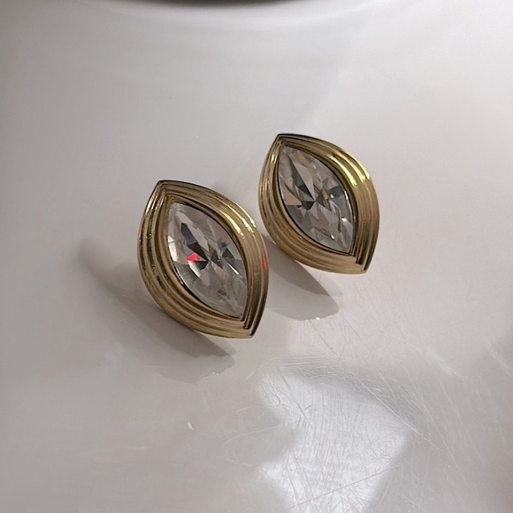 MONET • Vintage Gold & Diamond Costume 80s Glam Timeless Stud Earrings